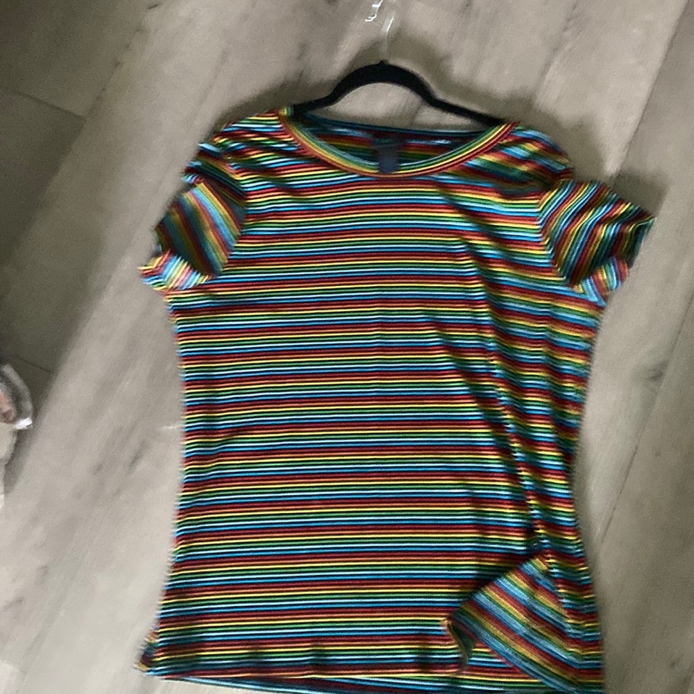 Rue 21 tee